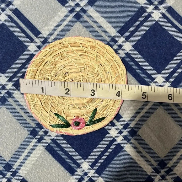 vintage woven straw coasters and placemats set - Picture 8 of 9